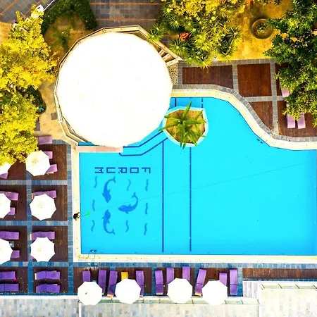 Hotel de apartamente The - Adults Only 4*