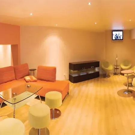 The - Adults Only Appart hôtel